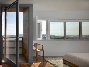 Bernal Tower In a neighborhood of quirky architectural diversity, the Blue Truck Studio re-mastered a decrepit bungalow into a tightly-detailed modern 