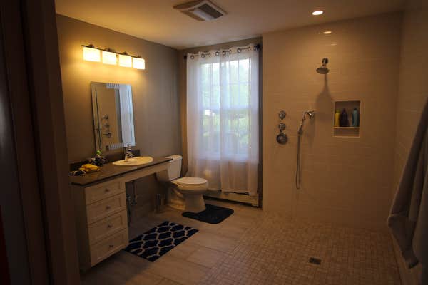 No Barrier Shower