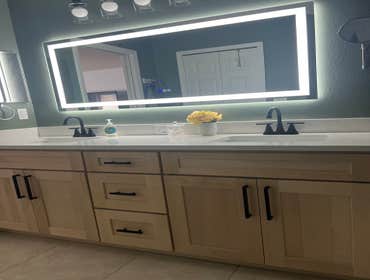 Bathroom Renovation Did you know we also do RENOVATIONS?
Have peace of mind knowing a licensed contractor is leading your renovations to make your hous
