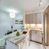 Kbr Kitchen and Bath LLC