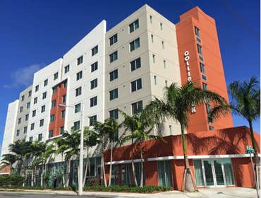 Collins Park Apartments in Miami, Florida