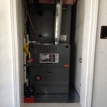 Photo(s) from Honest Air 2 1/2 ton package unit install
