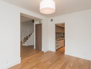 EUROPEAN OAK INSTALLATION