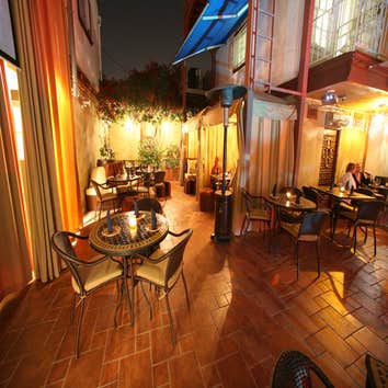 The Hookah Lounge in Los Angeles Before and After Photos