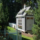 Project photos from Reeds Ferry Sheds Reeds Ferry Sheds are available with pine, cedar, vinyl, and cedar shake siding