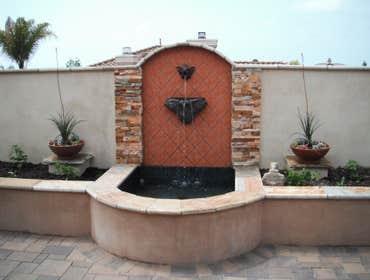 Custom Design and Build water feature specialist. Pond~ology is a full service water feature design and build firm located in North county San Diego. 
