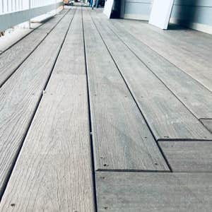 Decking 400sq ft of New Trex Decking