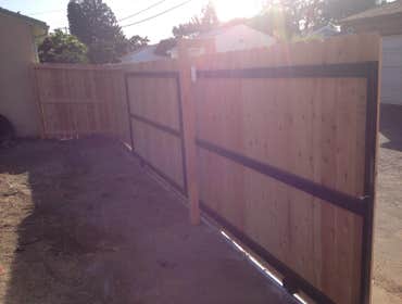 Photo(s) from M&R Fencing