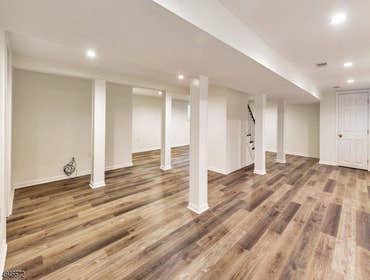 60 Ralph Place