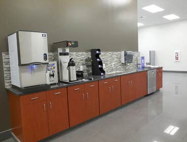 McCurley Subaru Customer Loung
