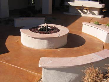 Fire Pit W/ Banco Wall