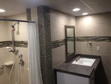 UPSCALE TILE WORK