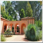 William R Lavoie Architect