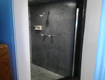 Showers and Bathtubs
