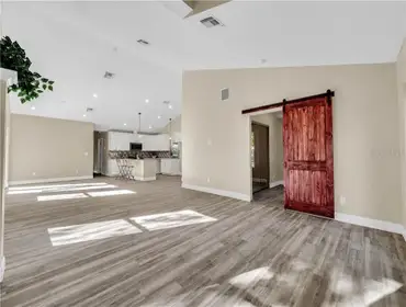 34140 Park Ln Leesburg