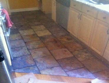 Roxbury Slate Floor Kitchen floor with Natural Slate Tiles.