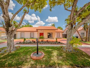 Edsel's Home Complete renovation of the property. Stunning custom cabinetry, modernized bathrooms and elegant layout best describes this home. Visit ou