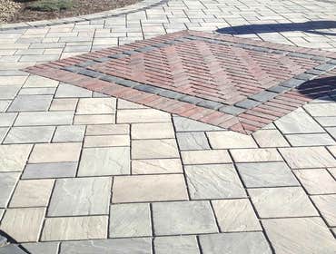 Riverside Landscape & Design Inc