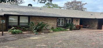 Royalty Roofing