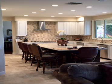 Transitional kitchen