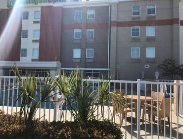 Holiday Inn Express Drywall and paint