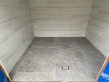 Photos by Andrews Sinchi #3 Beach bathroom