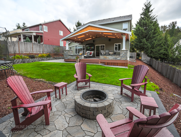 Coon Project Duvall This custom 12x12 ground-level deck was designed to create a functional outdoor viewing and gathering space with a clean, low-profi