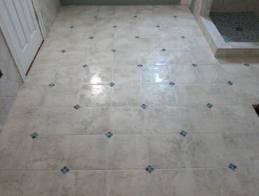 FLOOR TILE