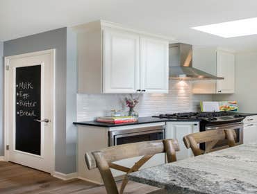 Brookview, Golden Valley MN Here is a gorgeous kitchen Clairmont Design Build remodeled!
www.clairmontbuilders.com