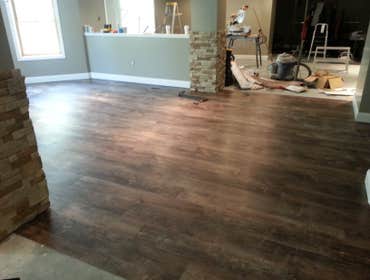 vinyl floor looks like hardwoo