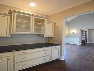 Photo(s) from Lake Forest Homes, Inc.