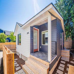 Photos by Los Angeles Adu Builders #1