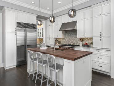 3635 Seeley New Construction - 3635 N Seeley
Located on a quiet one-way, tree lined street in Roscoe Village. This new construction 5 bedroom, 4.5 ba