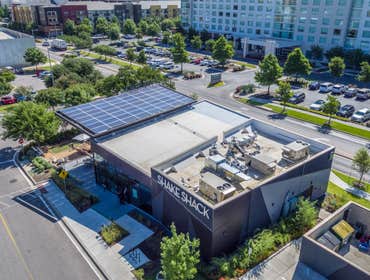 Shake Shack Location: Austin
Install Date: February, 2016
System Size: 17kW
Solar Contribution: 70%