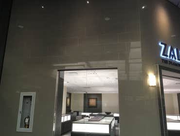 Preview project Preview project for the new Zales at Valley West Mall, West Des Moines, IA.