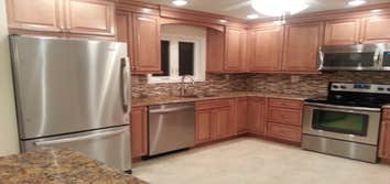 Kitchen & Backsplash