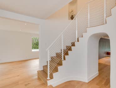 WOODEN STAIRCASE AND FLOOR