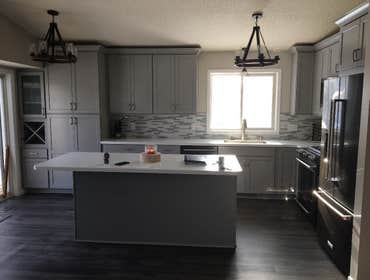 Grey shaker cabinets