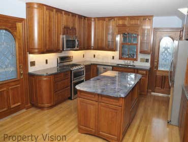 Custom kitchen in cherry