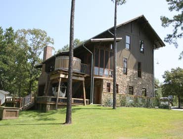 Lake house on Lake Sam Rayburn