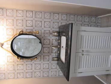 Sink /faucet