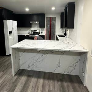 Kitchen Cabinets and countertops