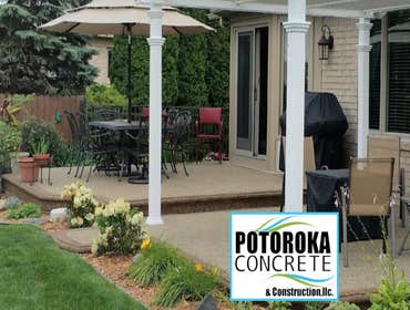 Exposed aggregate Patio photo by Potoroka Concrete