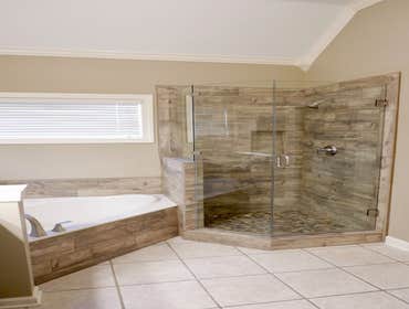 Winoka Master Bathroom