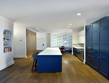 Pineapple Street Beautiful apartment renovation in Brooklyn Heights. Lots of color and whimsy went into making this transitional style home.
Architect