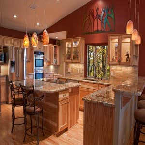 MCR Custom Kitchen Cabinet Refacing MCR Custom Kitchen Cabinet Refacing is a professional Warren cabinet refinishing company with years of...