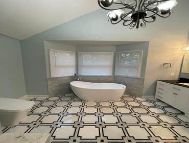 Nicole Priston Master Bahtroom