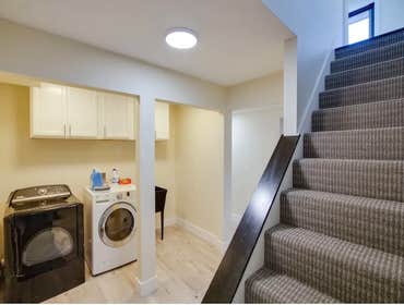Airbnb Laundry Room