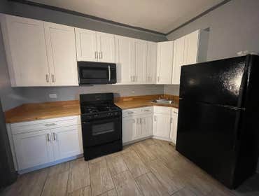 Photos by 4706 N Malden LLC #1