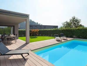 Pools & Spa Construction